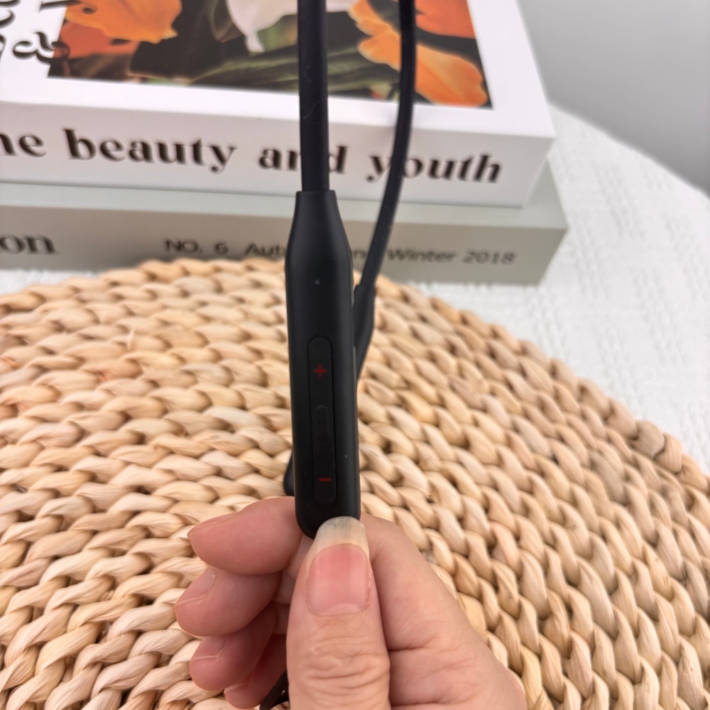 OnePlus Bullets Wireless Z3 ネッ - Telephone Headset Office のレビューと価格